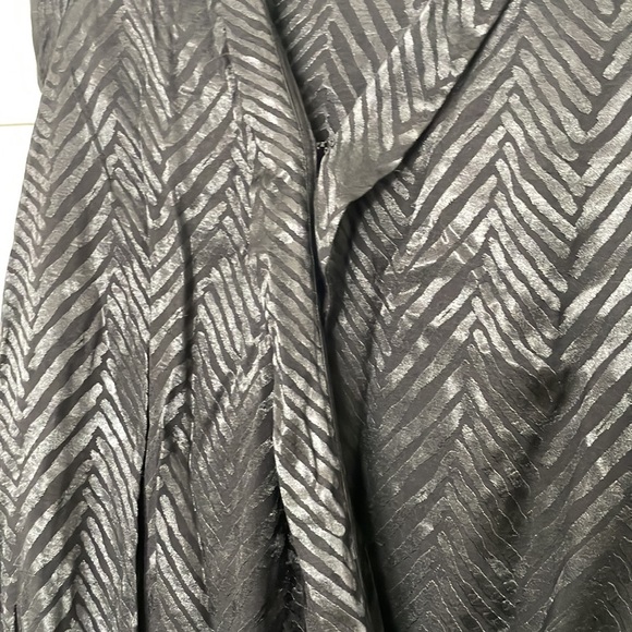 White House Black Market Jacquard Blouse - Picture 3 of 6